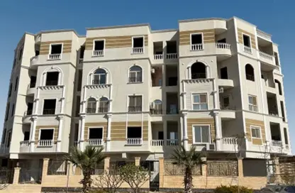 Apartment - 3 Bedrooms - 2 Bathrooms for sale in 2nd Area - Shorouk City - Cairo