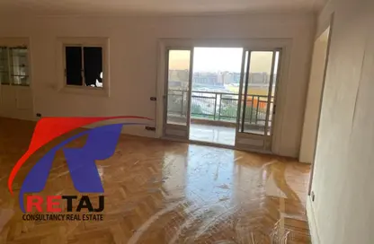 شقة - 3 غرف نوم - 2 حمامات للبيع في شارع عبد الحميد بدوي - ميدان الحجاز - النزهة - القاهرة