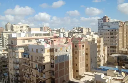 شقة - 3 غرف نوم - 2 حمامات للبيع في شارع محمود العيسوي - سيدي بشر - حي اول المنتزة - الاسكندرية