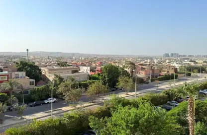 Apartment - 3 Bedrooms - 2 Bathrooms for rent in Zayed 2000 - 4th District - Sheikh Zayed City - Giza