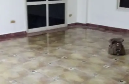 Apartment - 3 Bedrooms - 1 Bathroom for rent in Gate 1 - Khofo - Hadayek El Ahram - Giza