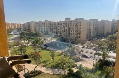 Apartment - 2 Bedrooms - 2 Bathrooms for sale in Madinaty - Cairo