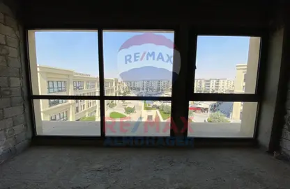Office Space - Studio for sale in Mivida - 5th Settlement Compounds - The 5th Settlement - New Cairo City - Cairo