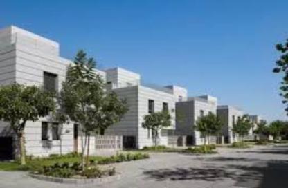 Townhouse - 3 Bedrooms - 4 Bathrooms for sale in Al Burouj Compound - El Shorouk Compounds - Shorouk City - Cairo