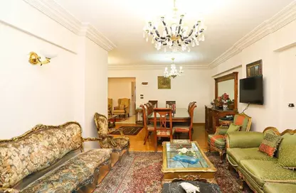 شقة - 3 غرف نوم - 2 حمامات للايجار في شارع خليل الخياط باشا - كفر عبده - رشدي - حي شرق - الاسكندرية
