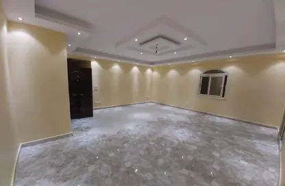Apartment - 3 Bedrooms - 2 Bathrooms for rent in Midan Al Makhzangy - Al Narges 8 - Al Narges - New Cairo City - Cairo