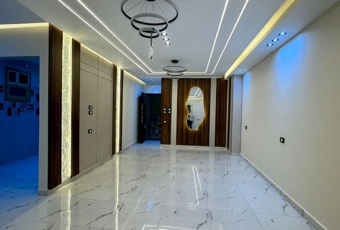 8429805 - Property Image 3