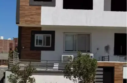 Duplex - 3 Bedrooms - 3 Bathrooms for sale in Magawish - Hurghada - Red Sea