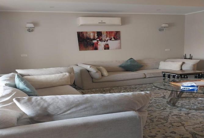 8233010 - الصورة الرئيسية للعقار