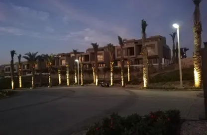 Villa - 6 Bedrooms - 4 Bathrooms for sale in Palm Hills New Cairo - 5th Settlement Compounds - The 5th Settlement - New Cairo City - Cairo