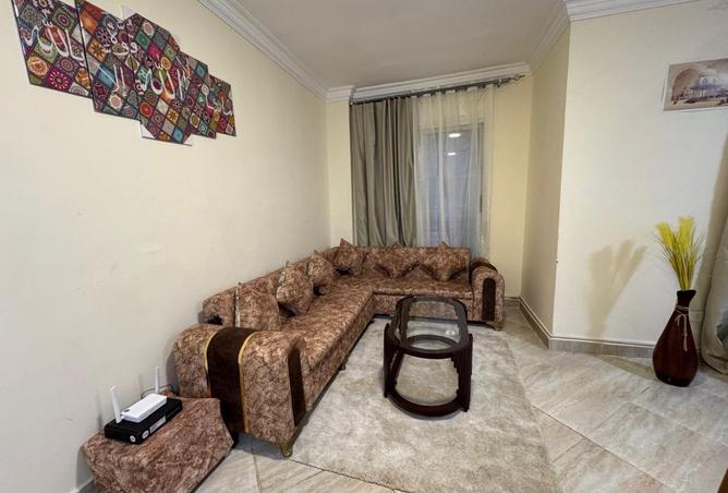 8322132 - Property Image 2