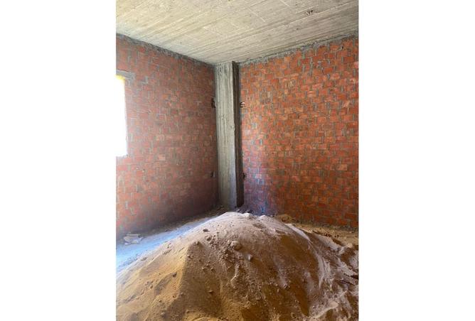 8243061 - Property Image 3