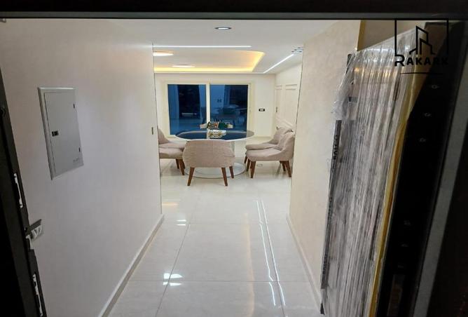 8470701 - Property Image 3