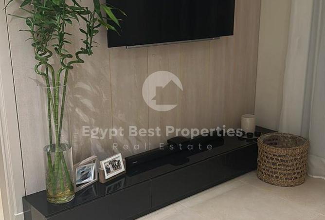 8316800 - Property Image 2