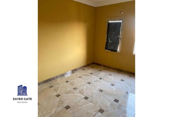 8064671 - Property Image 2