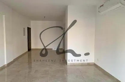 شقة - 2 غرف نوم - 2 حمامات للبيع في مون ريزيدنس - فيفث سكوير - التجمع الخامس - مدينة القاهرة الجديدة - القاهرة