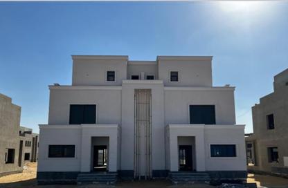 Villa - 6 Bedrooms - 5 Bathrooms for sale in Naia West - Sheikh Zayed Compounds - Sheikh Zayed City - Giza
