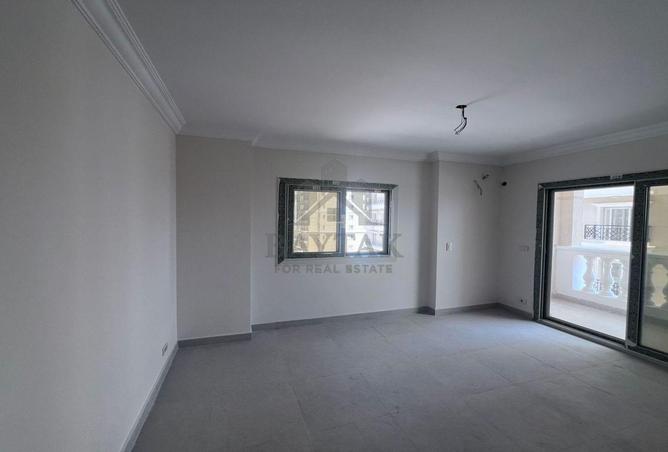 8230167 - Property Image 3