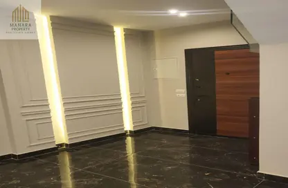 Duplex - 3 Bedrooms - 3 Bathrooms for sale in South Lotus - El Lotus - New Cairo City - Cairo