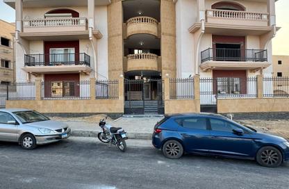 Apartment - 3 Bedrooms - 3 Bathrooms for sale in El Nady District - Shorouk City - Cairo