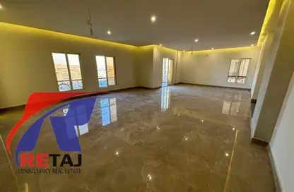 شقة - 3 غرف نوم - 2 حمامات للايجار في شارع زيزينيا - المستثمرين الجنوبية - مدينة القاهرة الجديدة - القاهرة