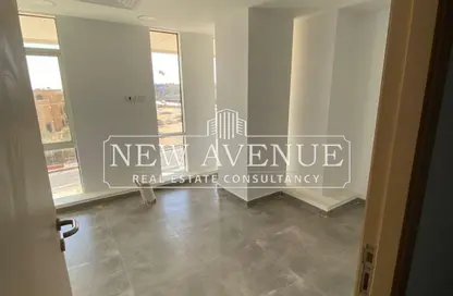 Clinic - Studio - 1 Bathroom for rent in Centrada Hub - 26th of July Corridor - 6 October City - Giza