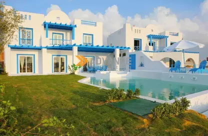 Townhouse - 4 Bedrooms - 3 Bathrooms for sale in Mountain View - Ras Al Hekma - North Coast