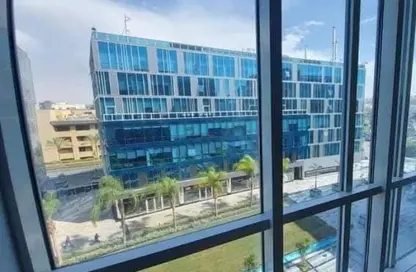 Clinic - Studio - 2 Bathrooms for sale in Space mall gates - 26th of July Corridor - 6 October City - Giza