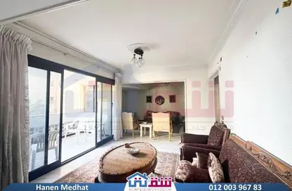 Apartment - 3 Bedrooms - 2 Bathrooms for sale in Sidi Beshr Mosque St. - Sidi Beshr - Hay Awal El Montazah - Alexandria