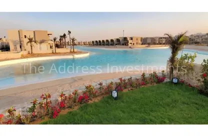 Chalet - 2 Bedrooms - 2 Bathrooms for sale in Azha North - Ras Al Hekma - North Coast