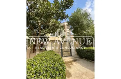 Villa - 5 Bedrooms - 7 Bathrooms for sale in Katameya Residence - The 1st Settlement - New Cairo City - Cairo