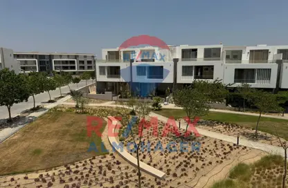 Villa - 5 Bedrooms - 5 Bathrooms for sale in Joulz - Cairo Alexandria Desert Road - 6 October City - Giza