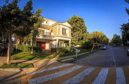 Villa - 5 Bedrooms - 5 Bathrooms for sale in Mountain View 1.1 - 5th Settlement Compounds - The 5th Settlement - New Cairo City - Cairo