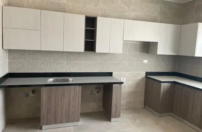 Penthouse - 4 Bedrooms - 4 Bathrooms for sale in Moon Residences - Fifth Square - The 5th Settlement - New Cairo City - Cairo