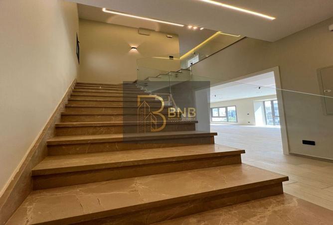 8074251 - Property Image 3