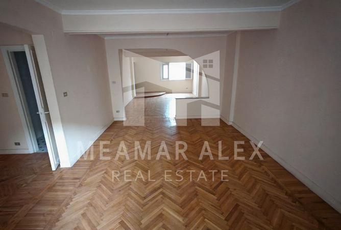 8242783 - Property Image 2