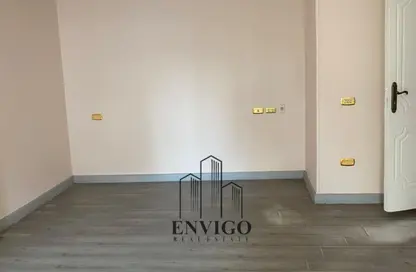 شقة - 3 غرف نوم - 1 حمام للبيع في شارع زهير صبري - المنطقة الأولى - مدينة نصر - القاهرة