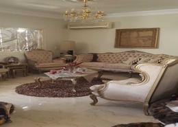 شقة - 2 غرف نوم - 1 حمام for للبيع in المجاورة الاولي - المنطقة السابعة - مدينة الشروق - القاهرة