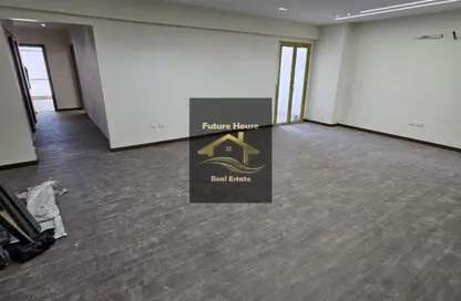 Office Space - Studio - 2 Bathrooms for rent in 10th Sector - Zahraa El Maadi - Hay El Maadi - Cairo