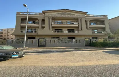 Duplex - 4 Bedrooms - 3 Bathrooms for sale in 1st Neighborhood - 3rd District East - Shorouk City - Cairo