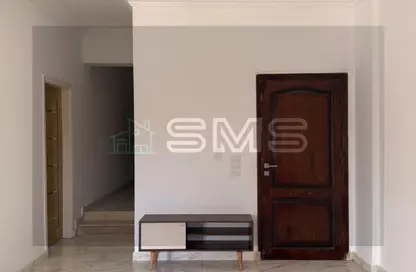 شقة - 3 غرف نوم - 3 حمامات للايجار في شارع اخناتون - الحي الخامس - التجمع الخامس - مدينة القاهرة الجديدة - القاهرة شقة - 3 غرف نوم - 3 حمامات للايجار في شارع اخناتون - الحي الخامس - التجمع الخامس - مدينة القاهرة الجديدة - القاهرة