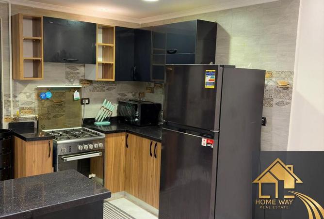 8421844 - Property Image 3