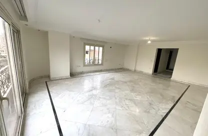 شقة - 3 غرف نوم - 3 حمامات للبيع في شارع دمشق - المهندسين - الجيزة