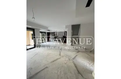 Townhouse - 3 Bedrooms - 4 Bathrooms for sale in Mivida - 5th Settlement Compounds - The 5th Settlement - New Cairo City - Cairo
