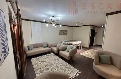 شقة - 3 غرف نوم - 3 حمامات للايجار في شارع ابو بكر الصديق - الرحاب المرحلة الثانية - الرحاب - مدينة القاهرة الجديدة - القاهرة