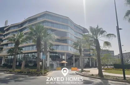 Office Space - Studio - 2 Bathrooms for sale in The Polygon - Sheikh Zayed Compounds - Sheikh Zayed City - Giza