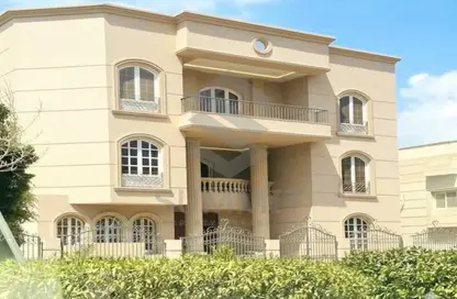 Villa - Studio - 7+ Bathrooms for sale in South Teseen St. - The 5th Settlement - New Cairo City - Cairo