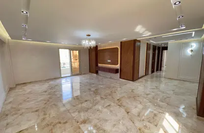 Apartment - 3 Bedrooms - 3 Bathrooms for sale in Gada St. - Dokki - Giza