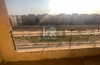 Apartment - 3 Bedrooms - 2 Bathrooms for sale in South Teseen St. - The 5th Settlement - New Cairo City - Cairo