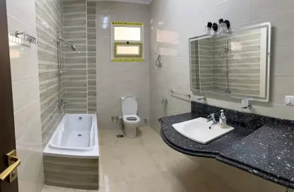 شقة - 3 غرف نوم - 3 حمامات للايجار في الحي العاشر - الشيخ زايد - الجيزة
